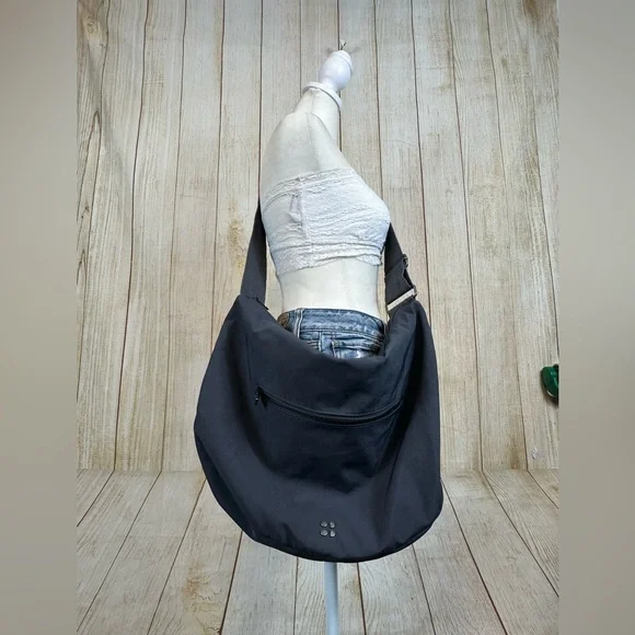 Bags | Sweaty Betty Nylon Gym Bag | Poshmark display picture 1